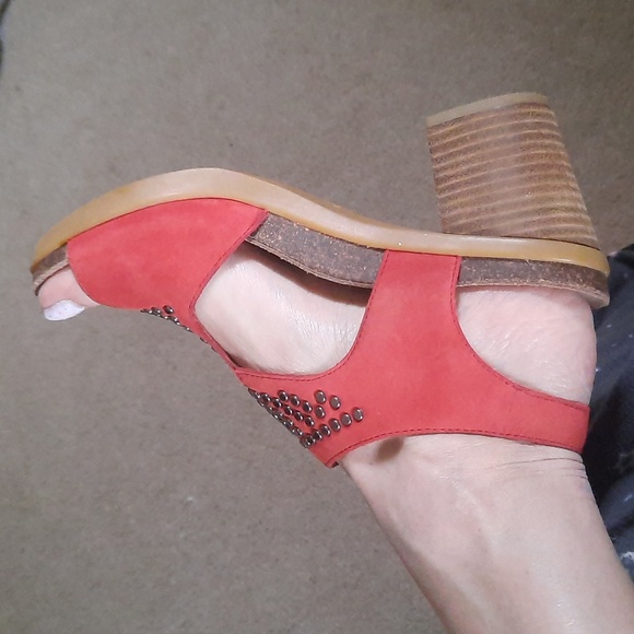 Dansko sandals size 38 worn once. GENUINE LEATHER!! - Picture 6 of 8